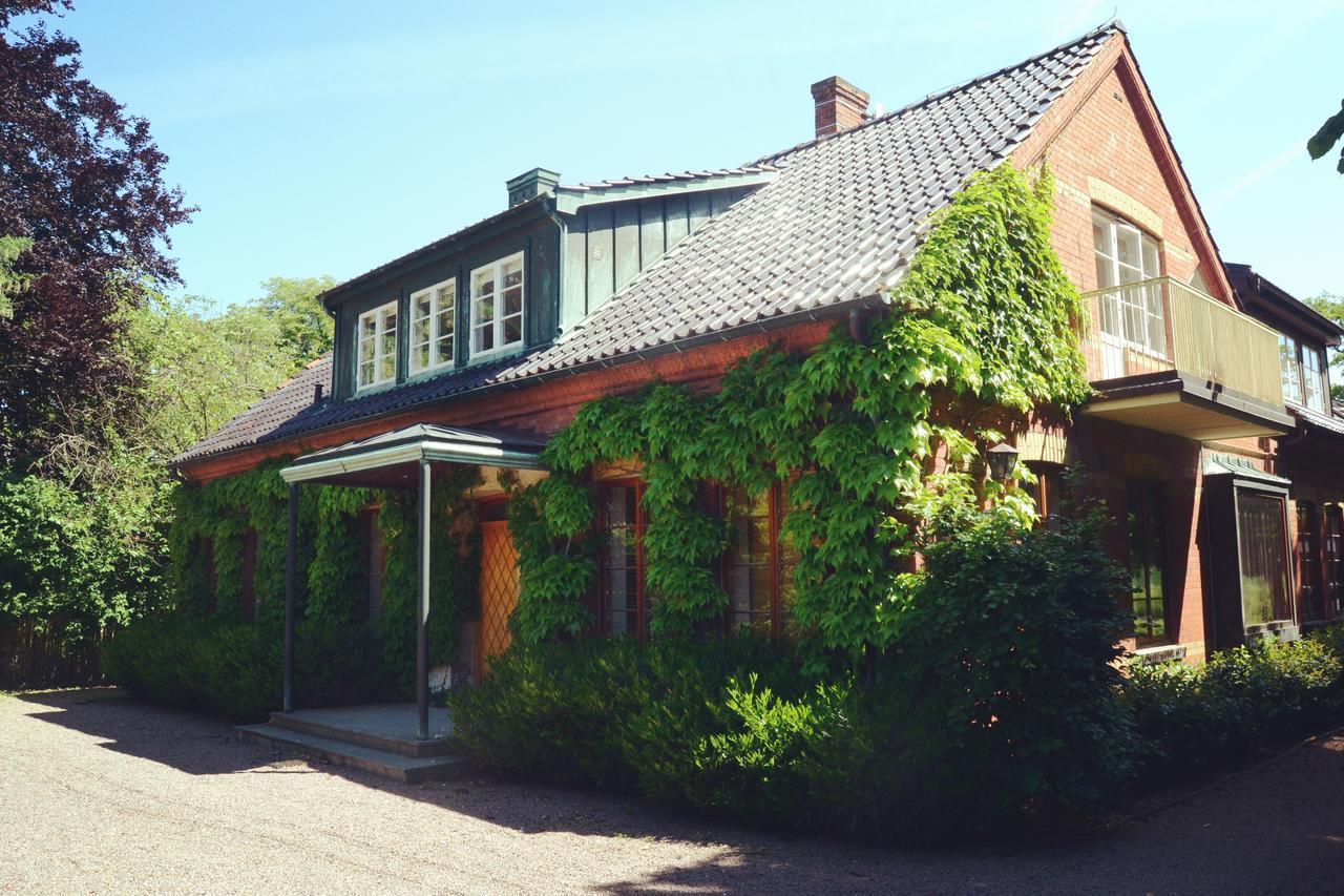 Minnesberg Bed & Breakfast Треллеборг Экстерьер фото